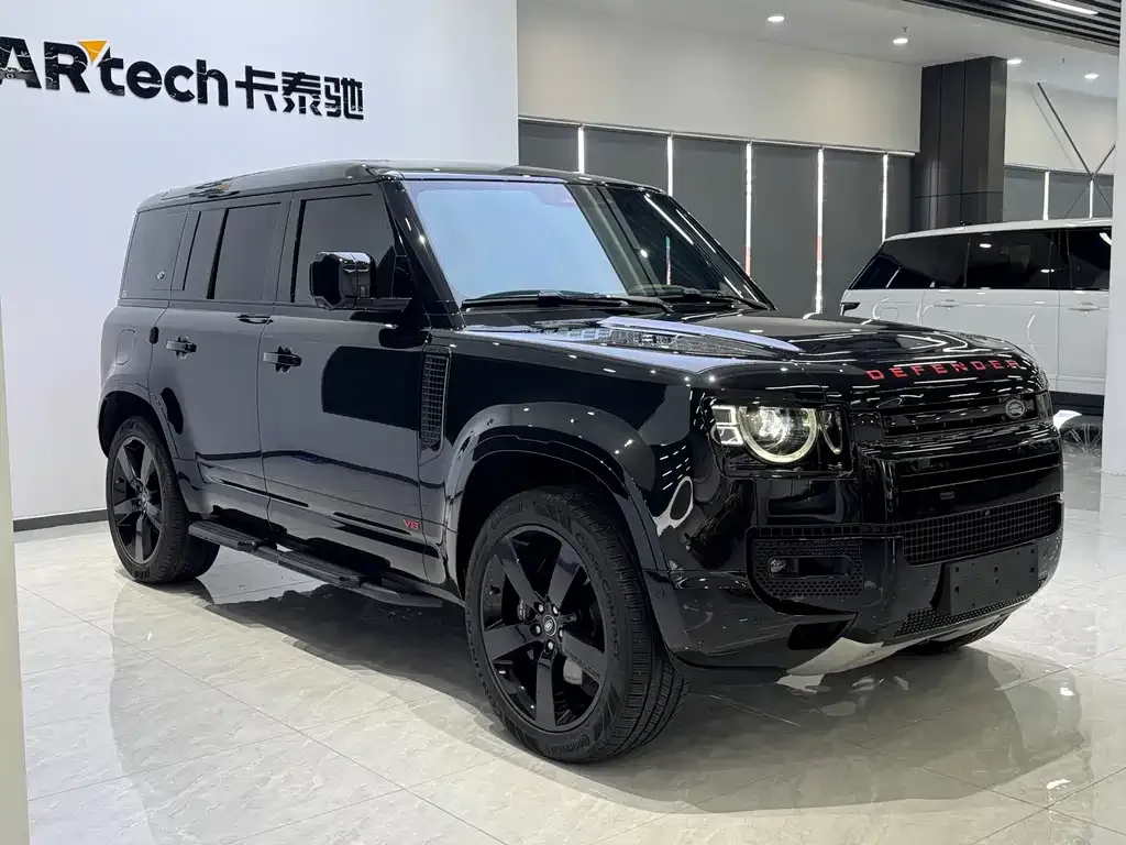Land Rover Defender — фото 10