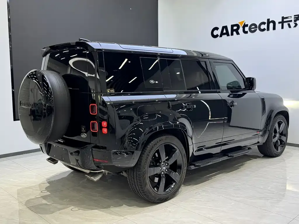 Land Rover Defender — фото 7