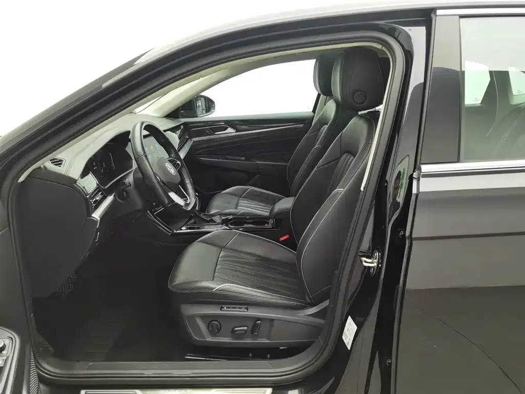 Volkswagen Passat — фото 8