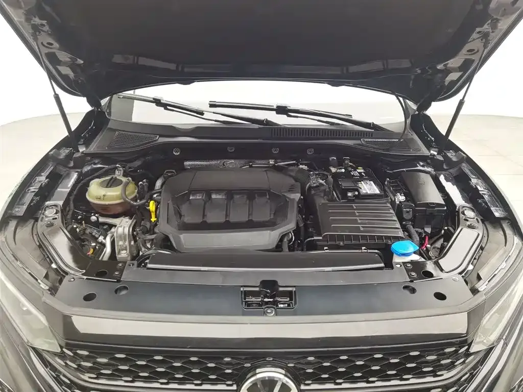 Volkswagen Passat — фото 6