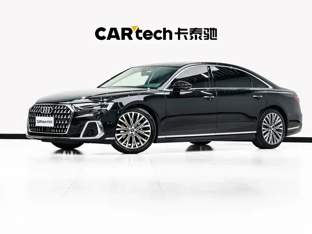 Audi A8 — фото 1
