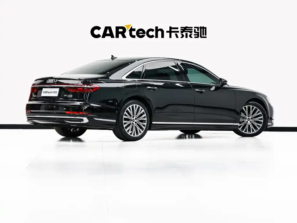 Audi A8 — фото 10
