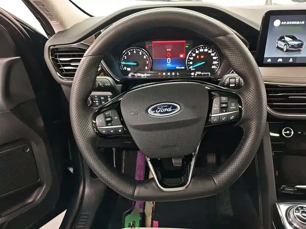 Ford Escape 2023 из CN, фото 7
