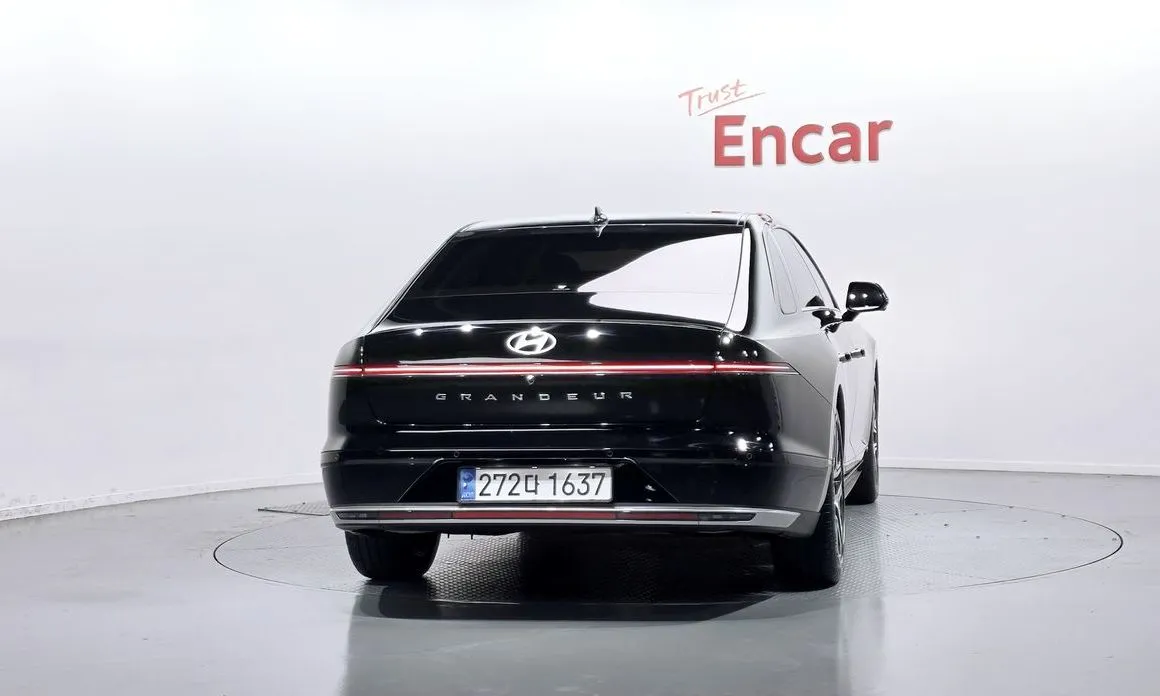 Hyundai Grandeur 2023 из KR, фото 2
