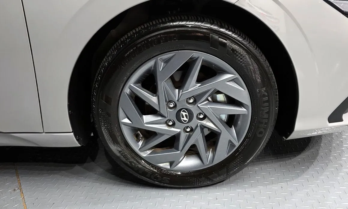 Hyundai AVANTE — фото 6