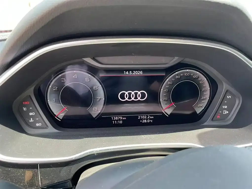 Audi Q3 — фото 3