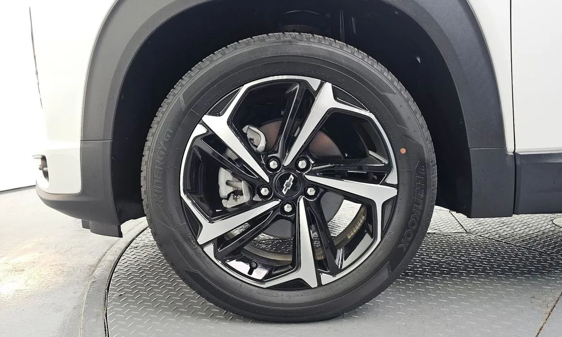 Chevrolet (GM Daewoo) Trailblazer 2022 из KR, фото 9