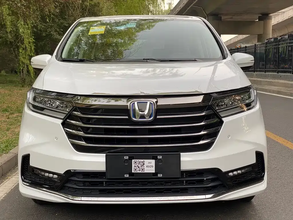 Honda Odyssey — фото 10
