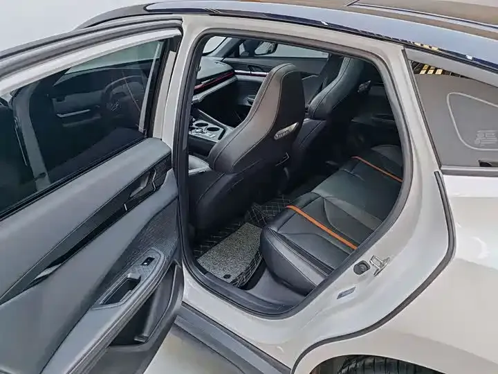Changan UNI-V 2024 из CN, фото 9