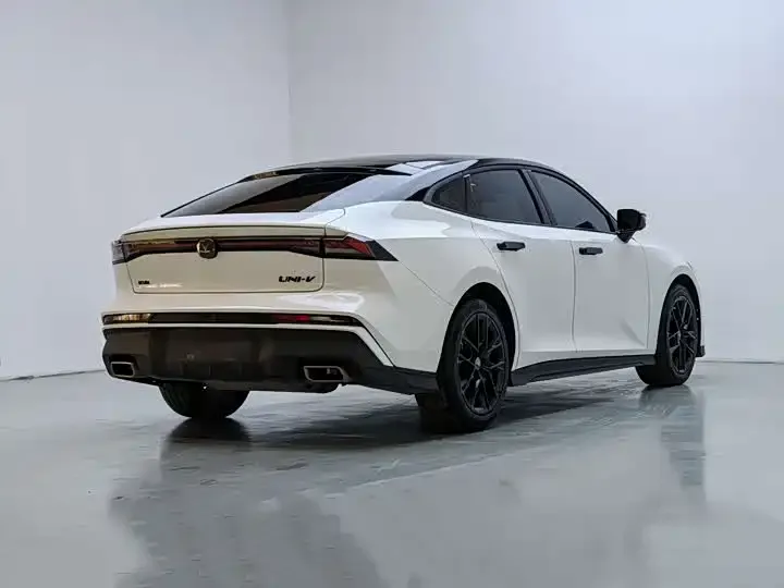 Changan UNI-V 2024 из CN, фото 6