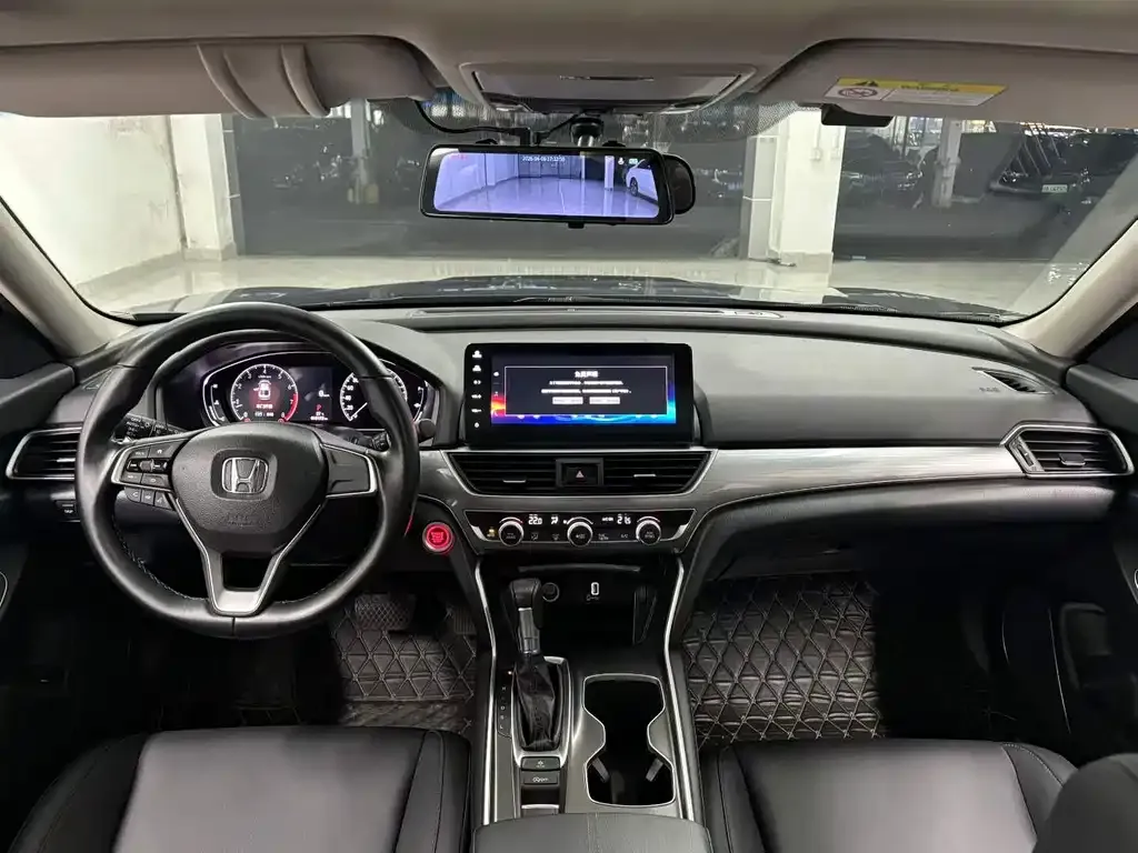 Honda Accord — фото 5