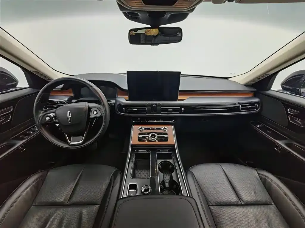 Lincoln Aviator 2023 из CN, фото 7