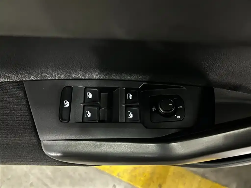 Volkswagen Polo 2021 из CN, фото 6