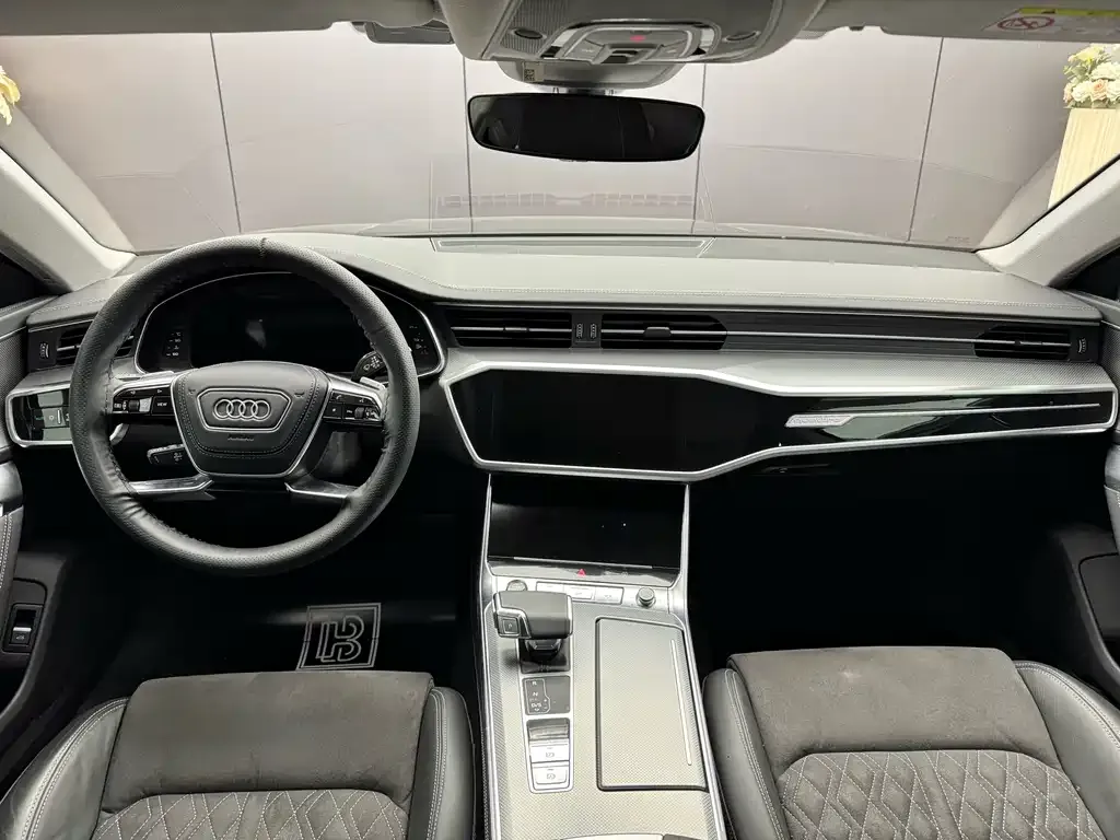 Audi A7L 2025 из CN, фото 5