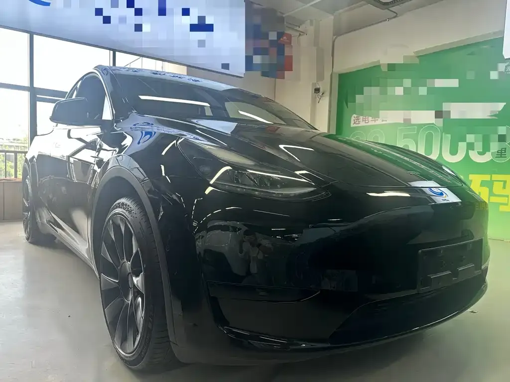 Tesla Model Y — фото 5