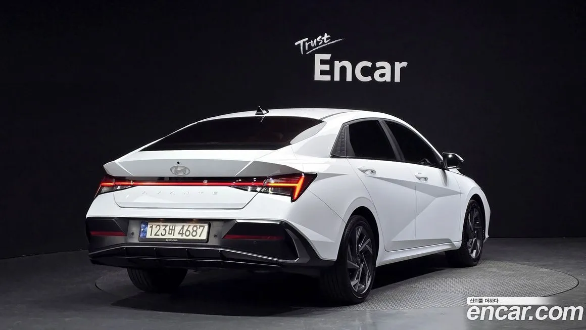 Hyundai AVANTE — фото 6