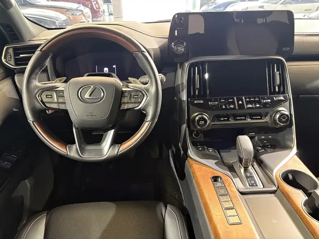 Lexus LX 2025 из CN, фото 10