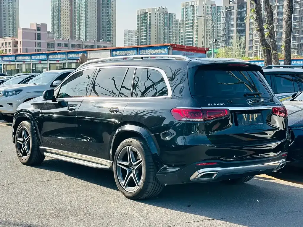 Mercedes-Benz GLS — фото 10