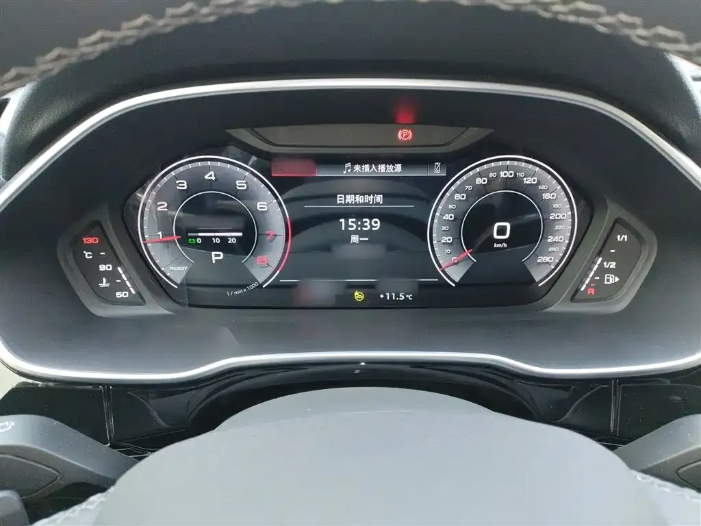 Audi Q3 2023 из CN, фото 9