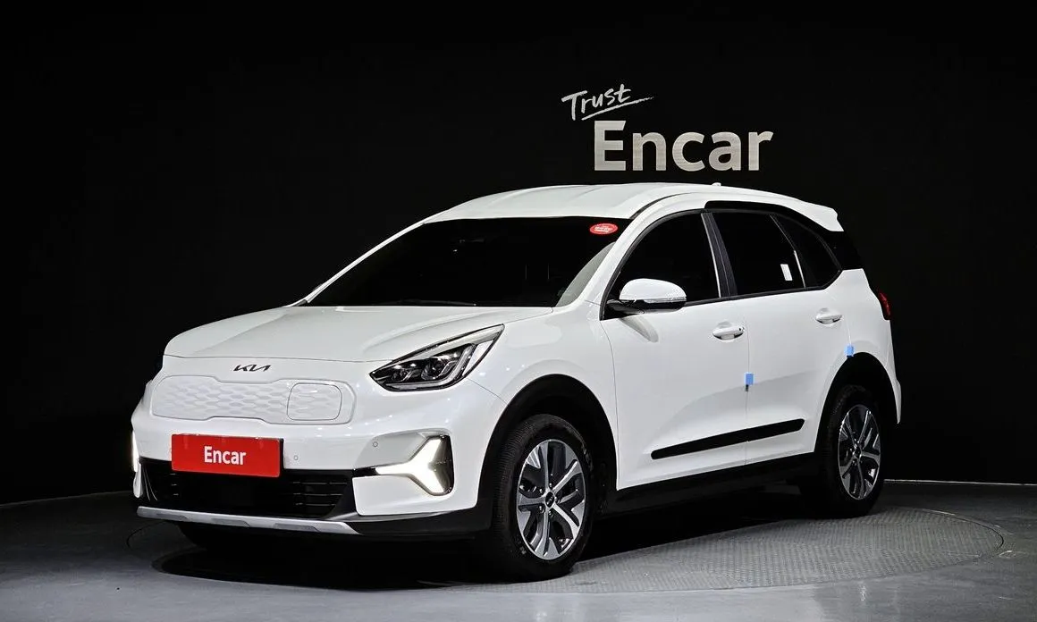 Kia Niro — фото 1