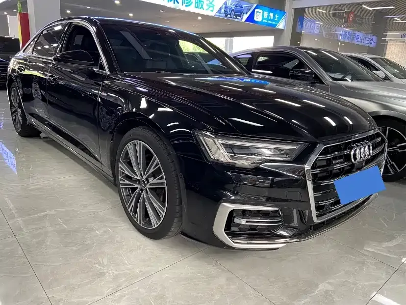 Audi A6L — фото 8