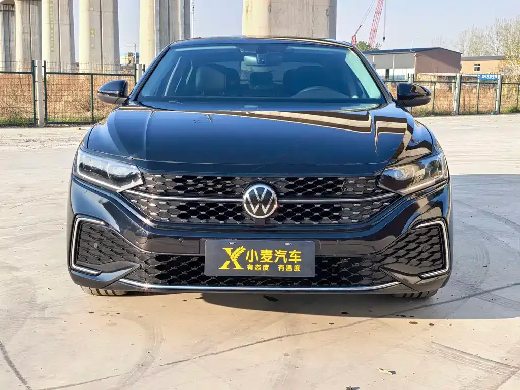 Volkswagen Passat — фото 7