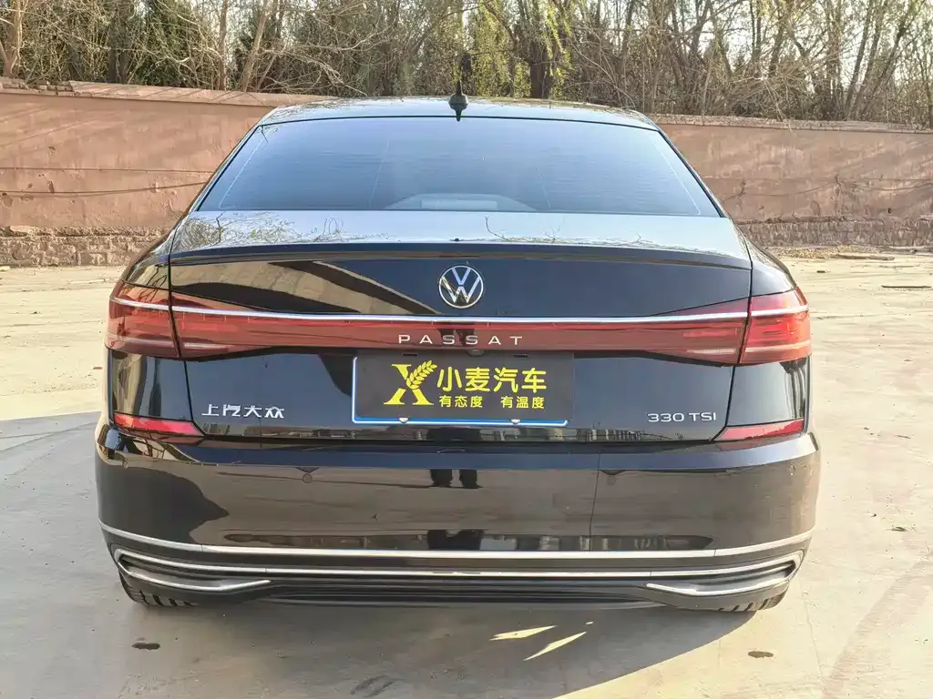 Volkswagen Passat — фото 5