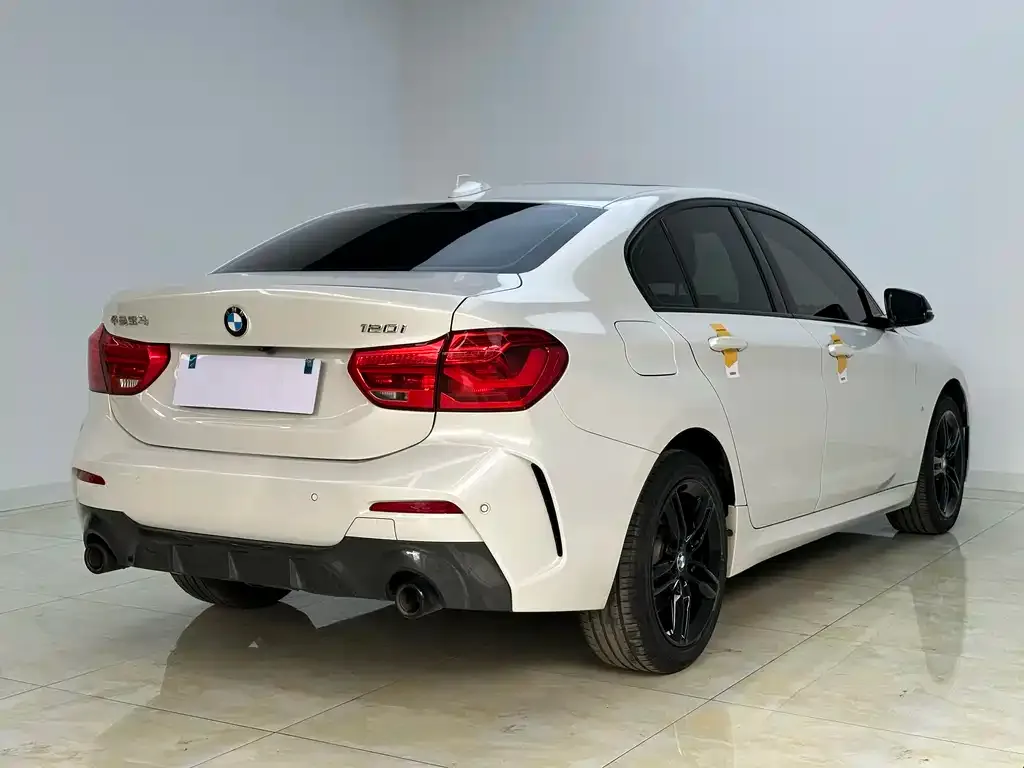 BMW 1 Series — фото 8