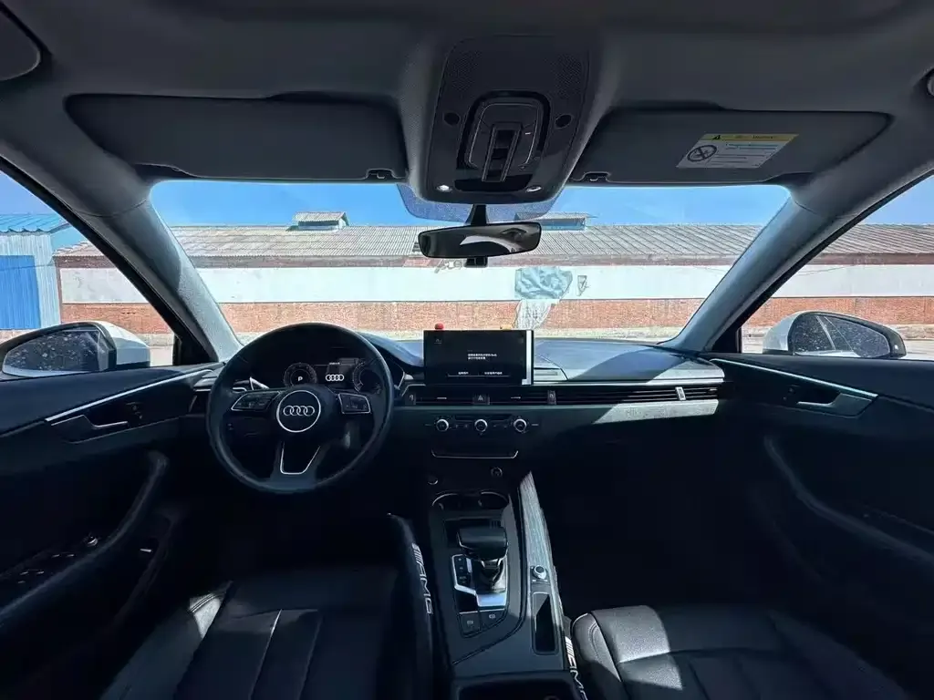 Audi A4L 2022 из CN, фото 4