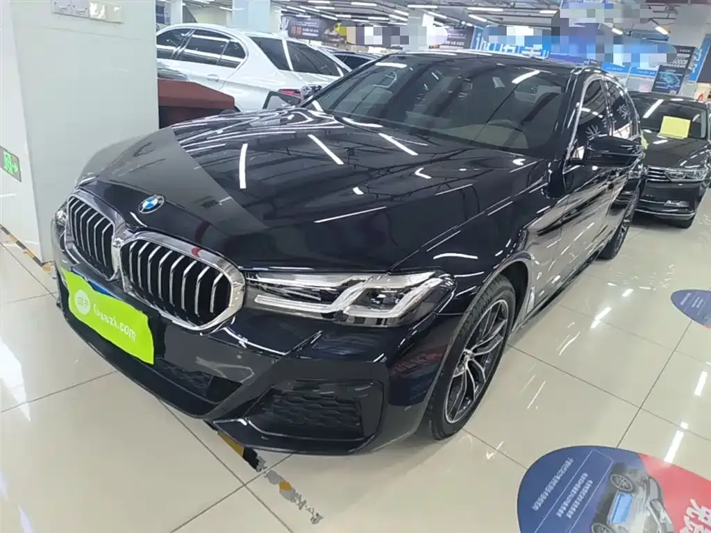 BMW 5 Series — фото 1