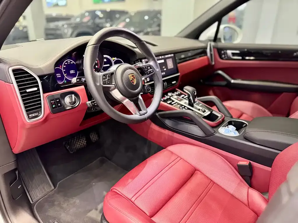 Porsche Cayenne Hybrid 2021 из CN, фото 4