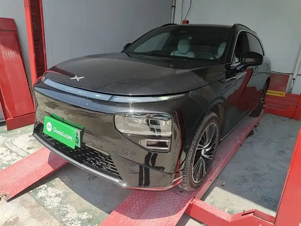 XPeng G9