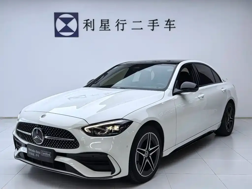 Mercedes-Benz C-Class — фото 1