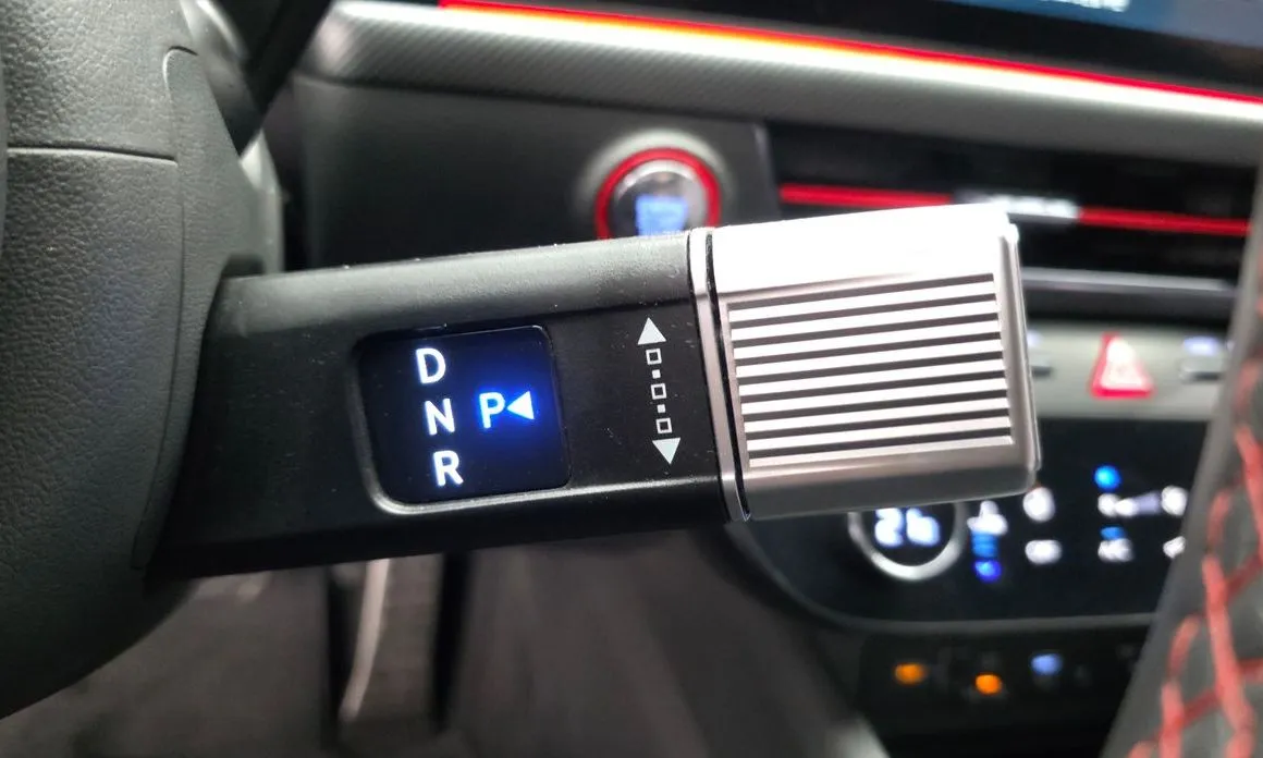 Hyundai Sonata 2024 из KR, фото 3