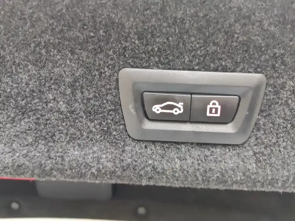 BMW 3 Series — фото 10