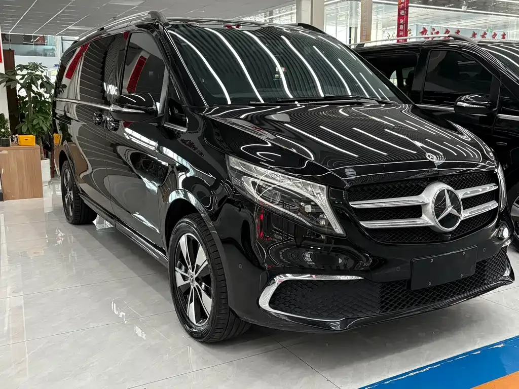 Mercedes-Benz V-Class 2022 из CN, фото 3