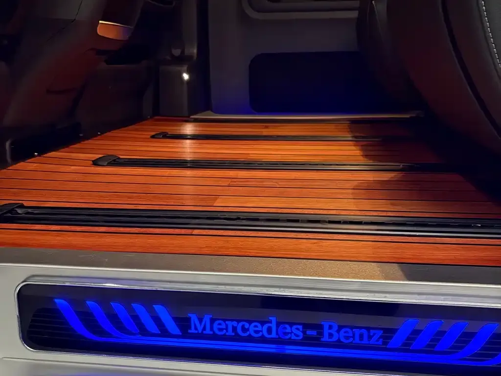 Mercedes-Benz V-Class 2022 из CN, фото 8