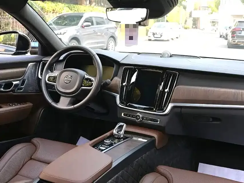Volvo S90 — фото 4