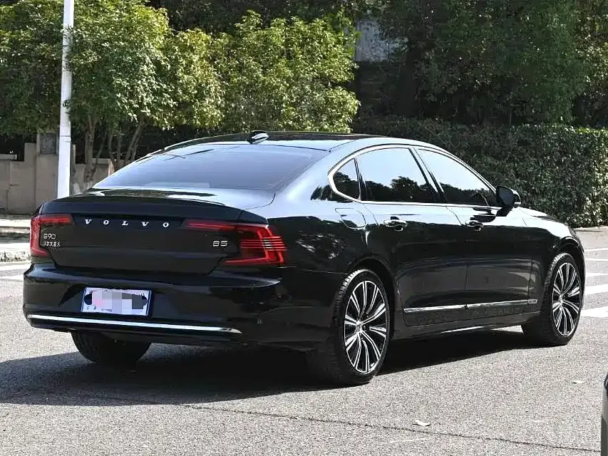 Volvo S90 — фото 6