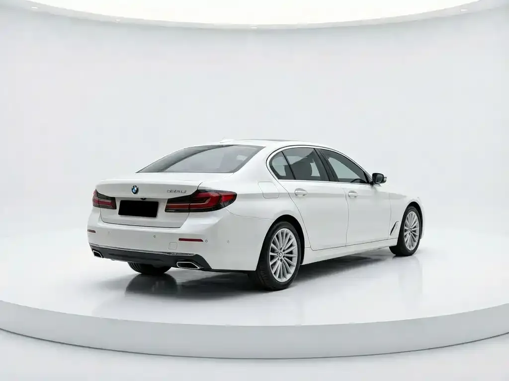 BMW 5 Series — фото 3