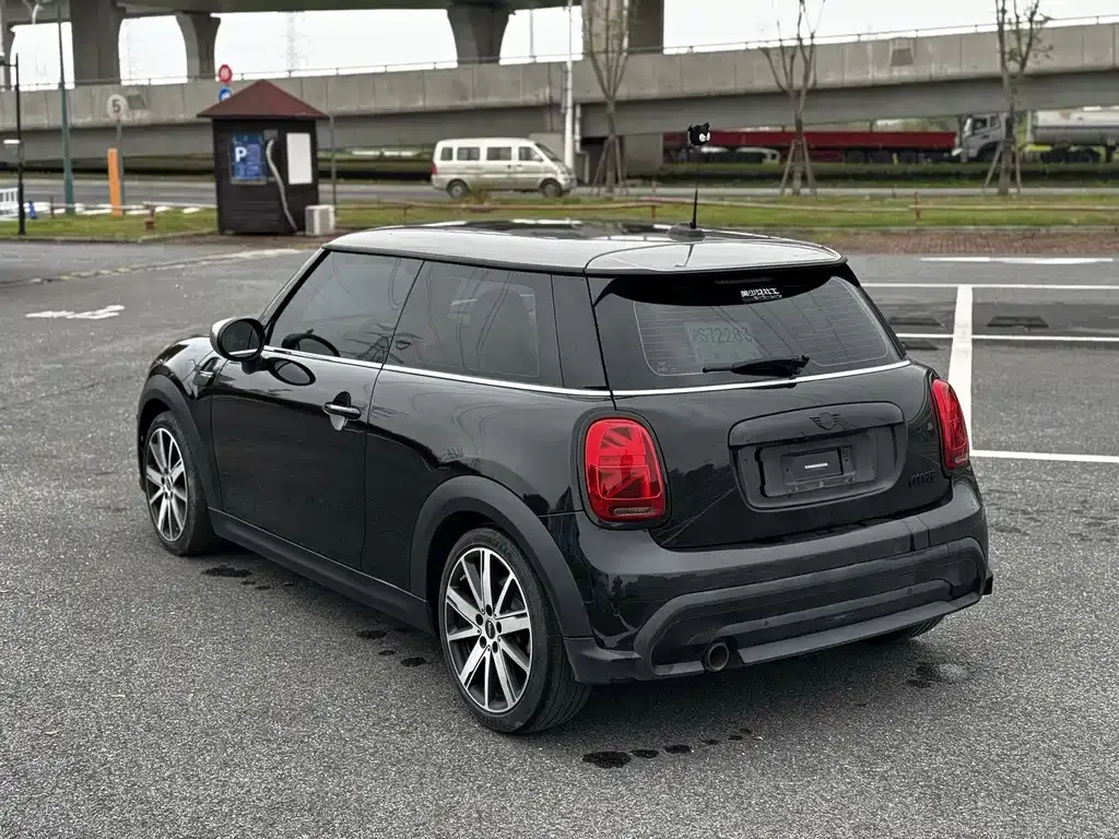 MINI Cooper (3-door) — фото 10