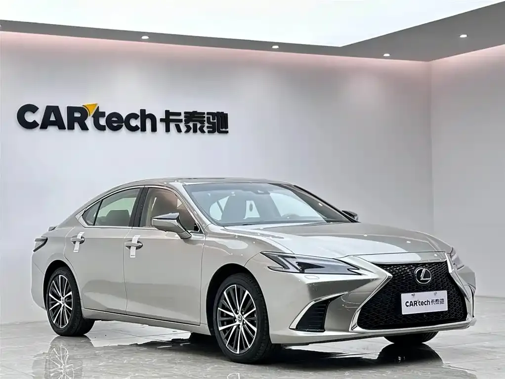 Lexus ES — фото 3
