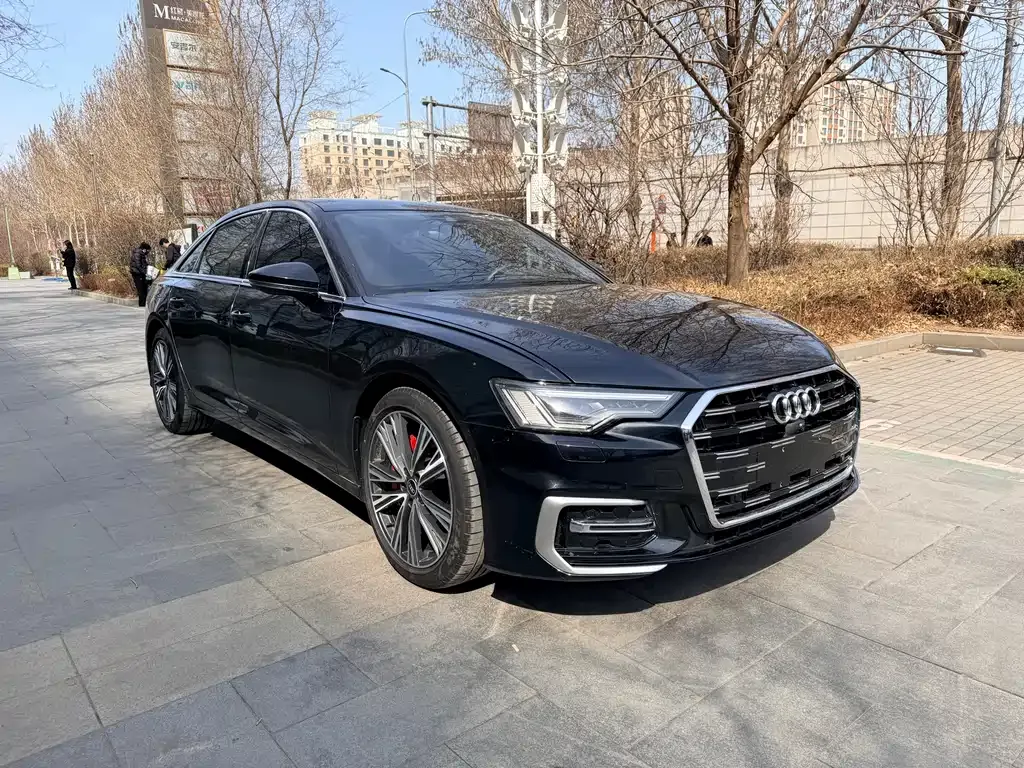 Audi A6L — фото 8