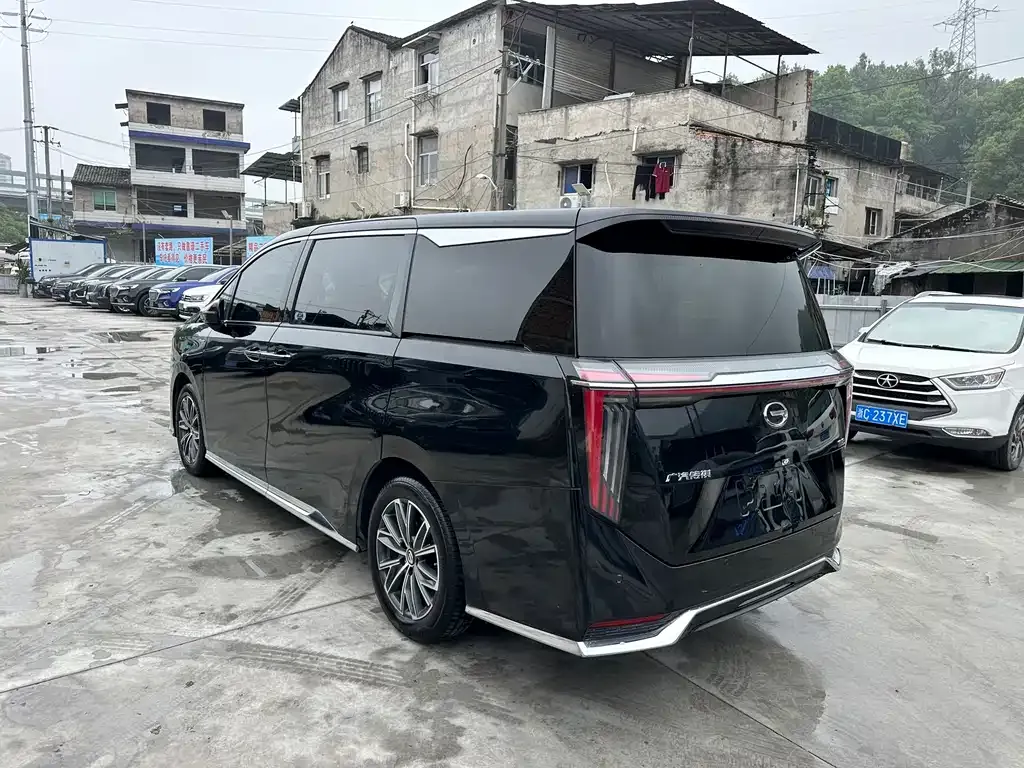 GAC Motor Trumpchi M8 — фото 8