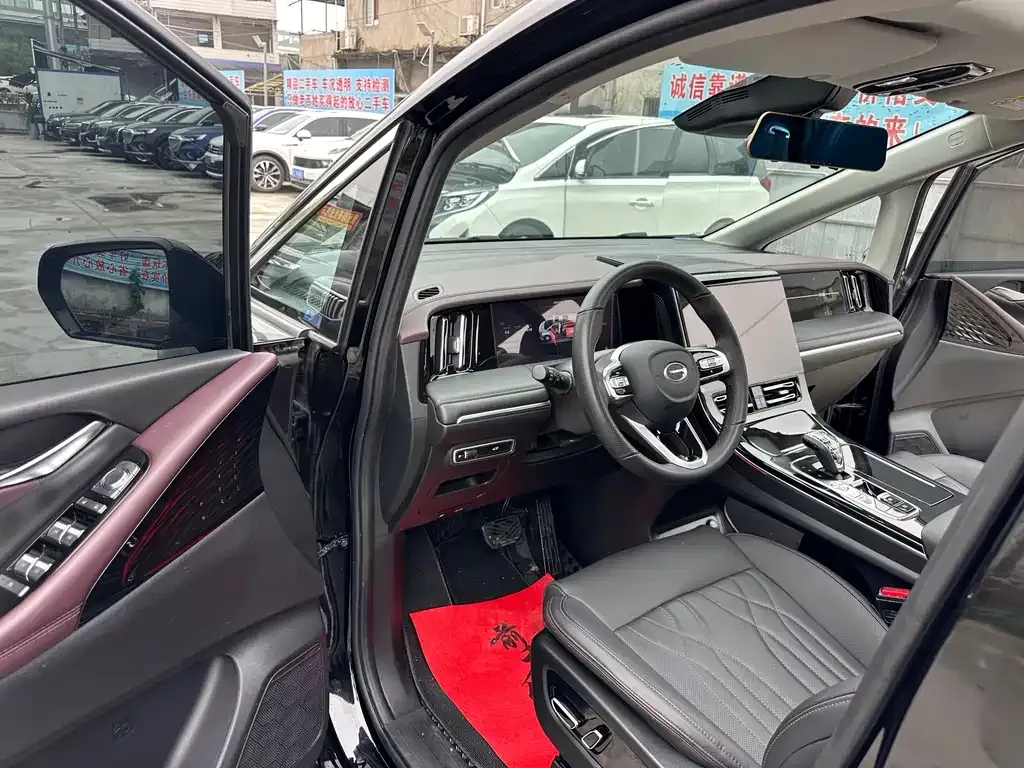 GAC Motor Trumpchi M8 — фото 10