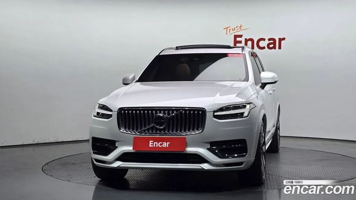Volvo XC90 — фото 2