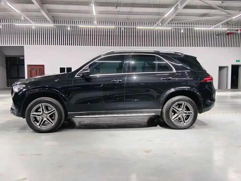 Mercedes-Benz GLE — фото 10