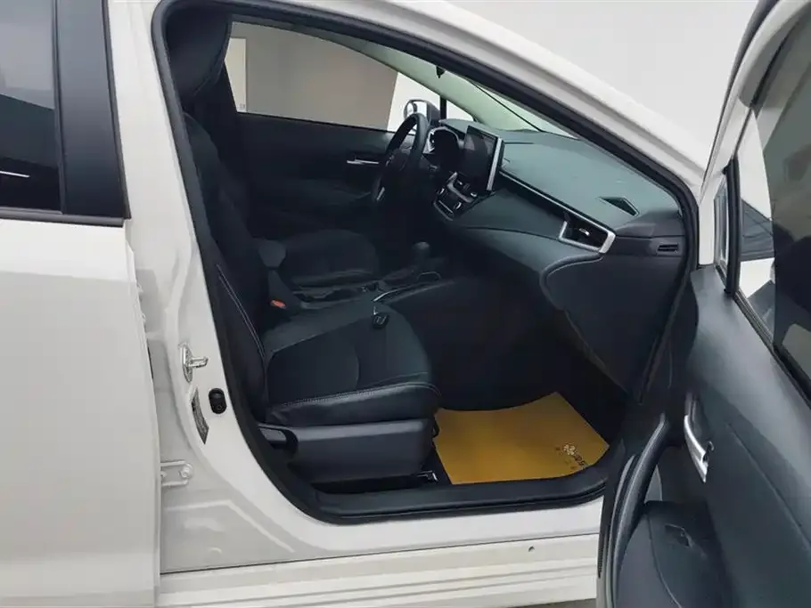 Toyota Corolla 2021 из CN, фото 7