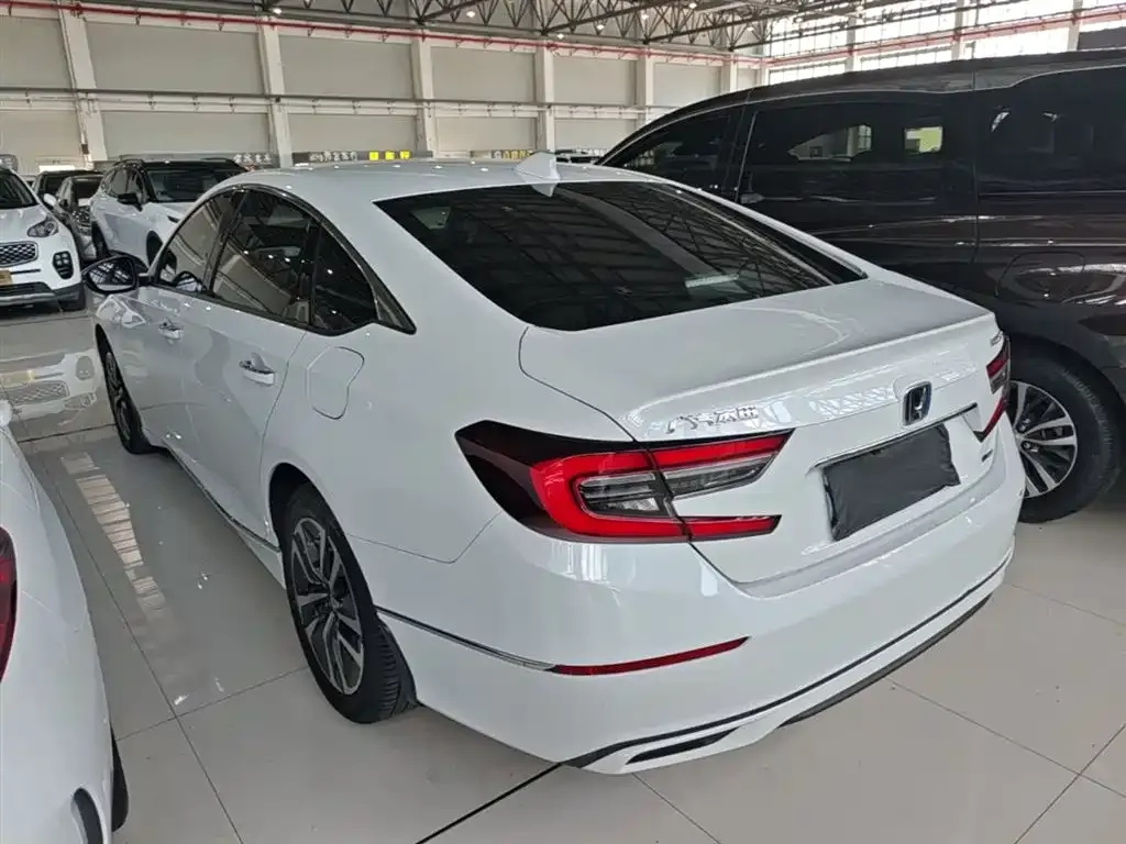 Honda Accord — фото 2