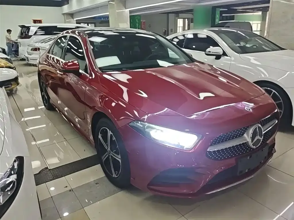 Mercedes-Benz A-Class — фото 10